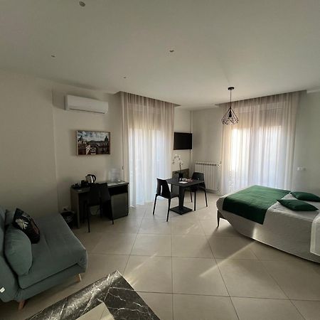 Maqueda Suites Палермо Екстериор снимка