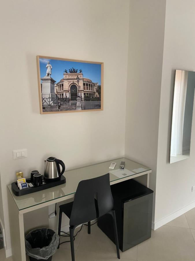 Maqueda Suites Палермо Екстериор снимка