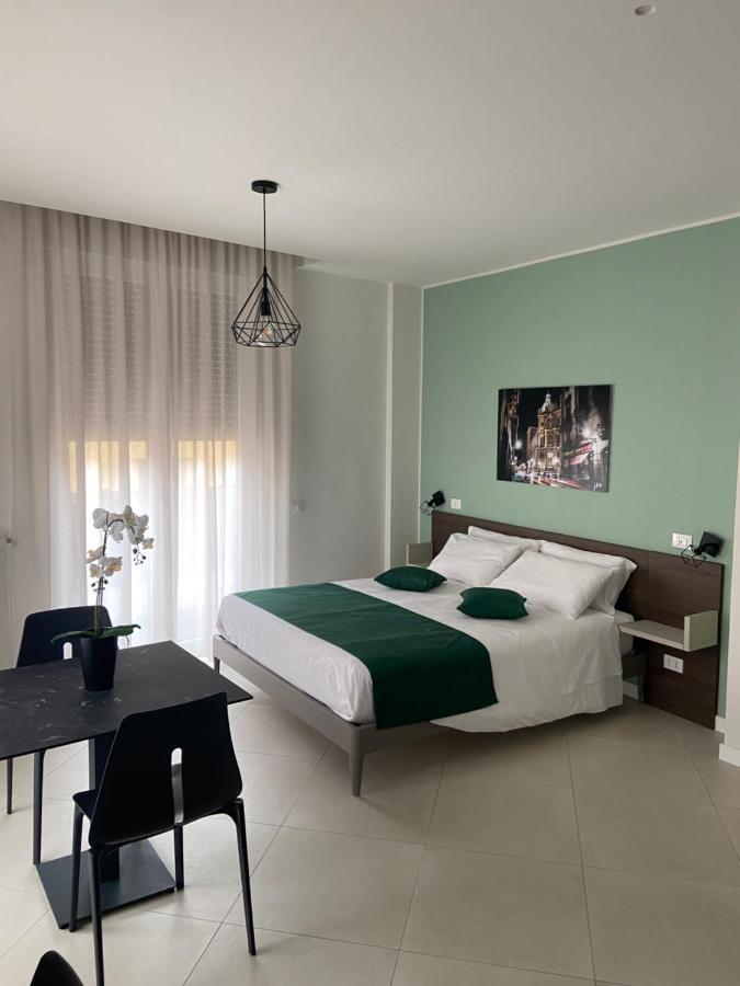 Maqueda Suites Палермо Екстериор снимка