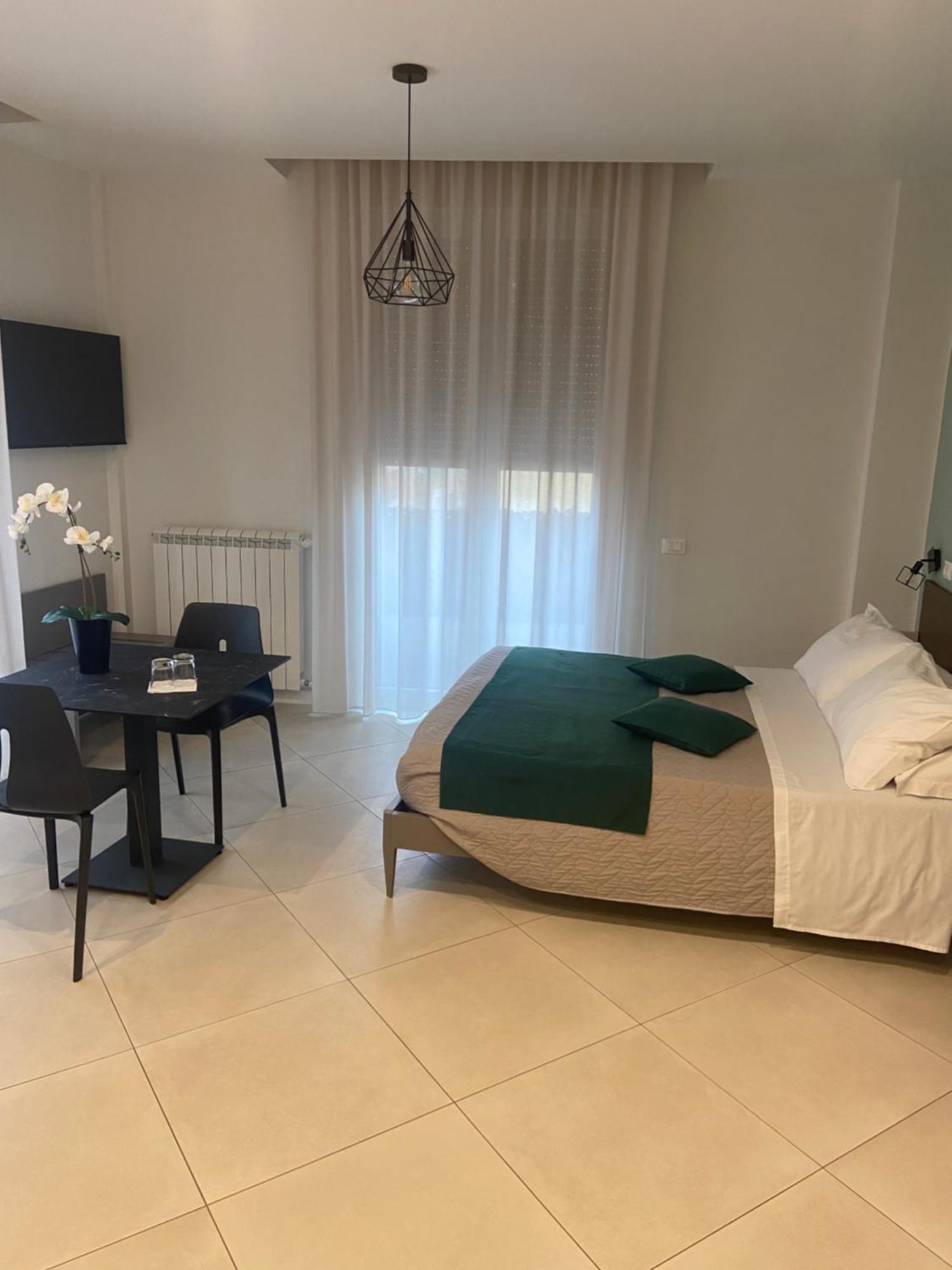 Maqueda Suites Палермо Екстериор снимка